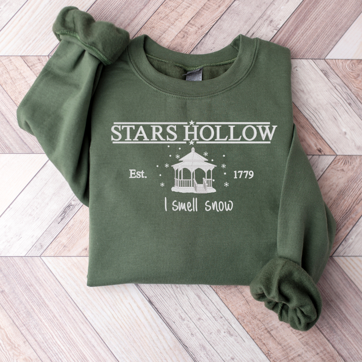 Embroidered Stars Hollow I Smell Snow Winter Crewneck Sweatshirt