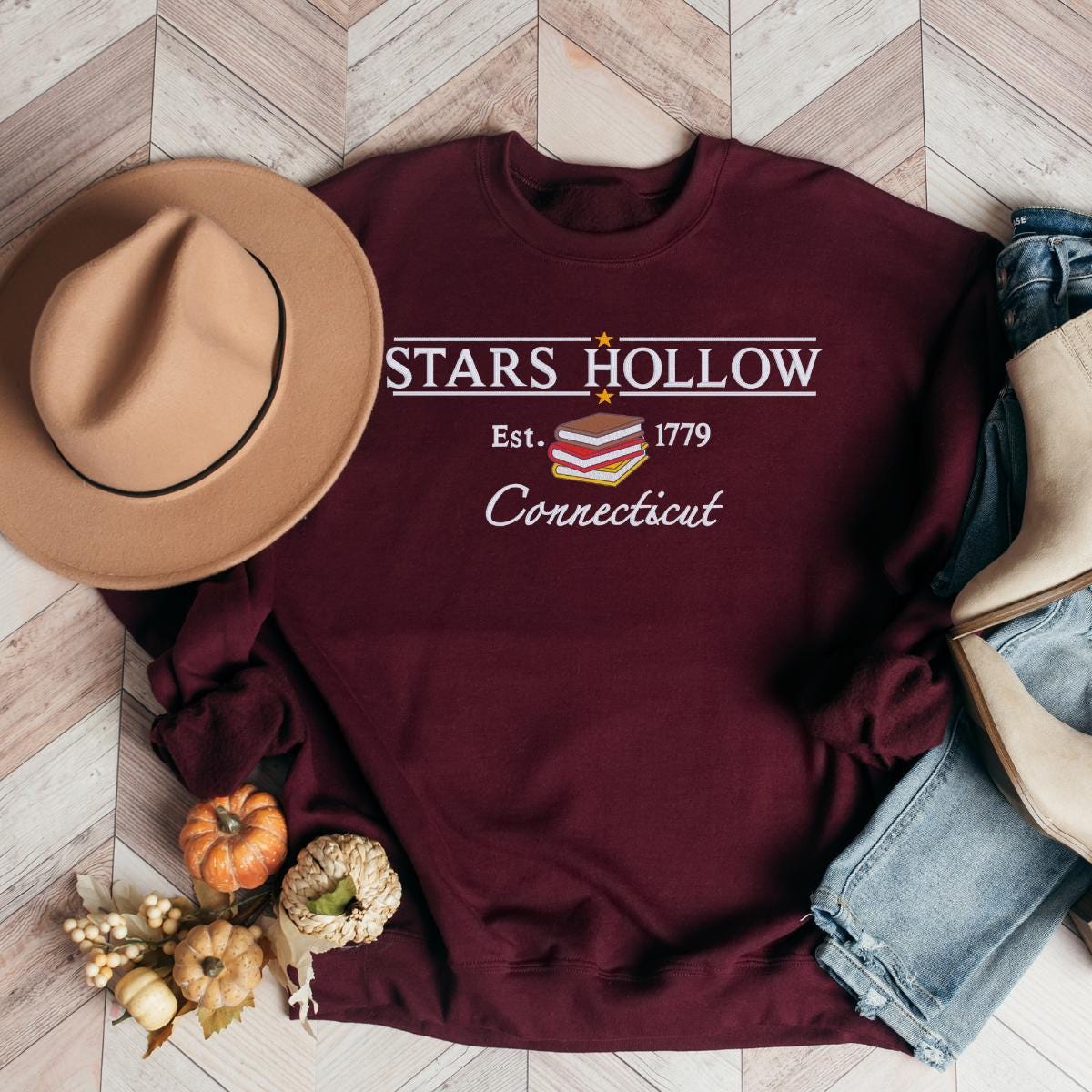 Stars Hollow Book Lover Embroidered Sweatshirt Luke's Diner Sweater
