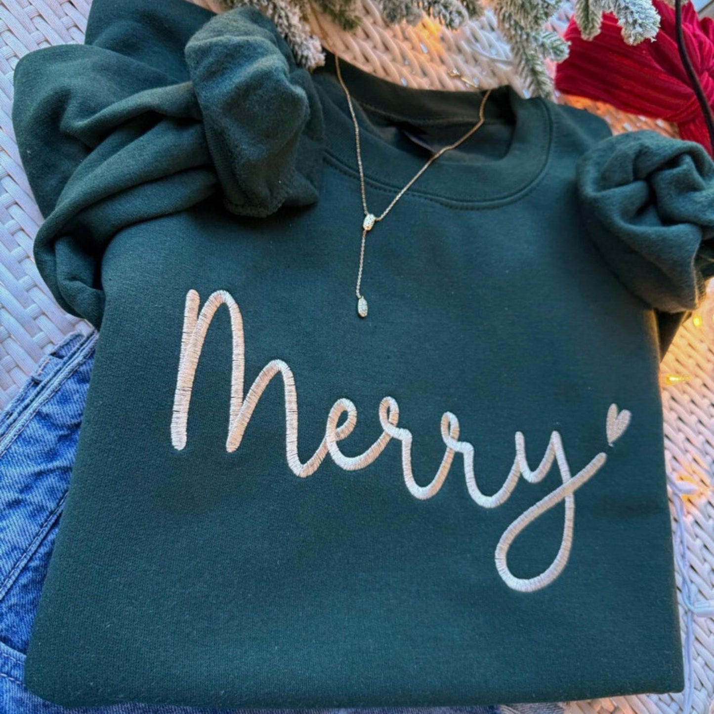 Embroidered "Merry" Christmas Sweatshirt: Retro Holiday Crewneck